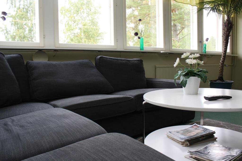 Godby Vandrarhem Bagian luar foto